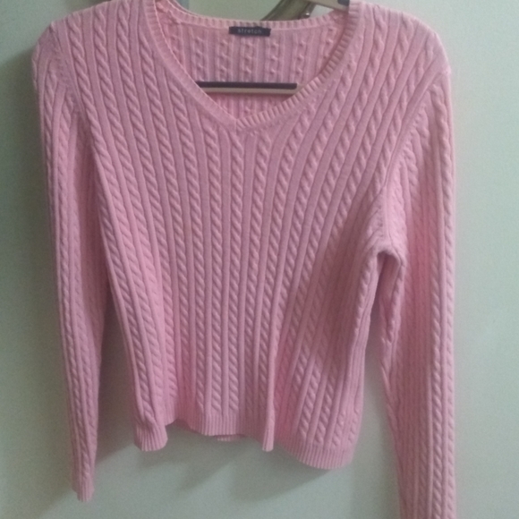 Pastel Pink Cable knit sweater - Picture 3 of 3
